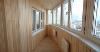 Отделка, остекление, утепление балконов в Клинцах от 205 руб. м/2.